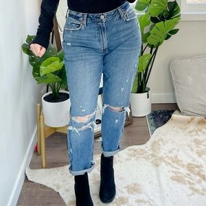Abercrombie Curve Love High Rise Mom Jean